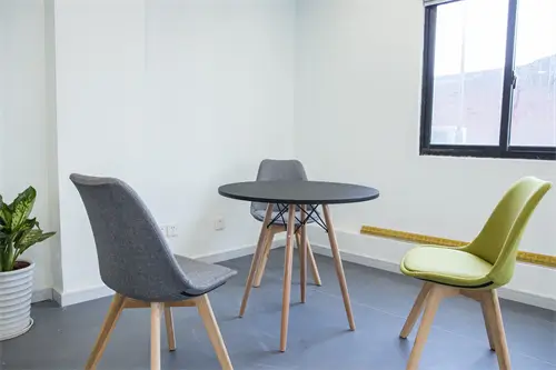 忠义路市场美食在哪里